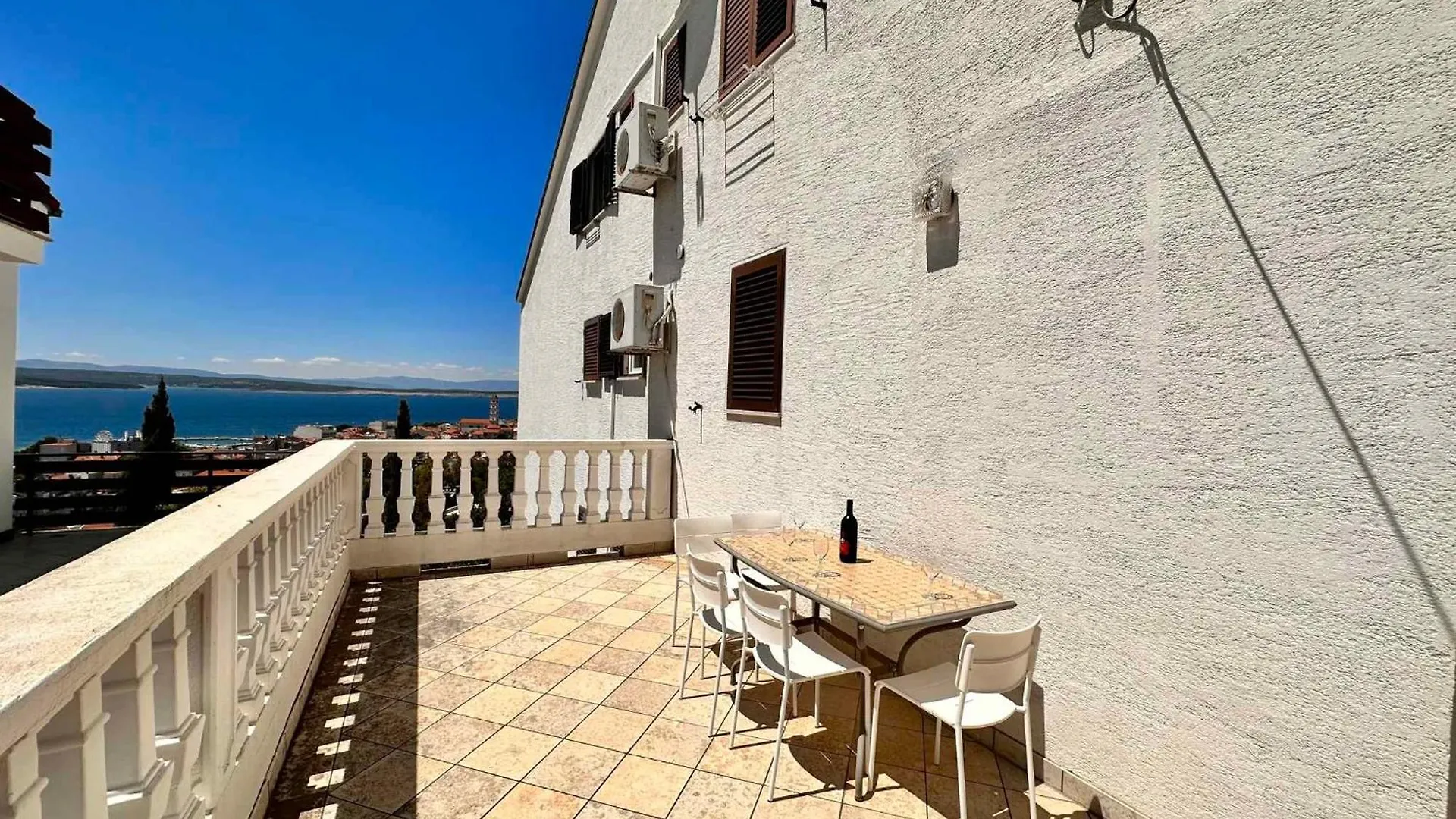 Apartment In Crikvenica 44151