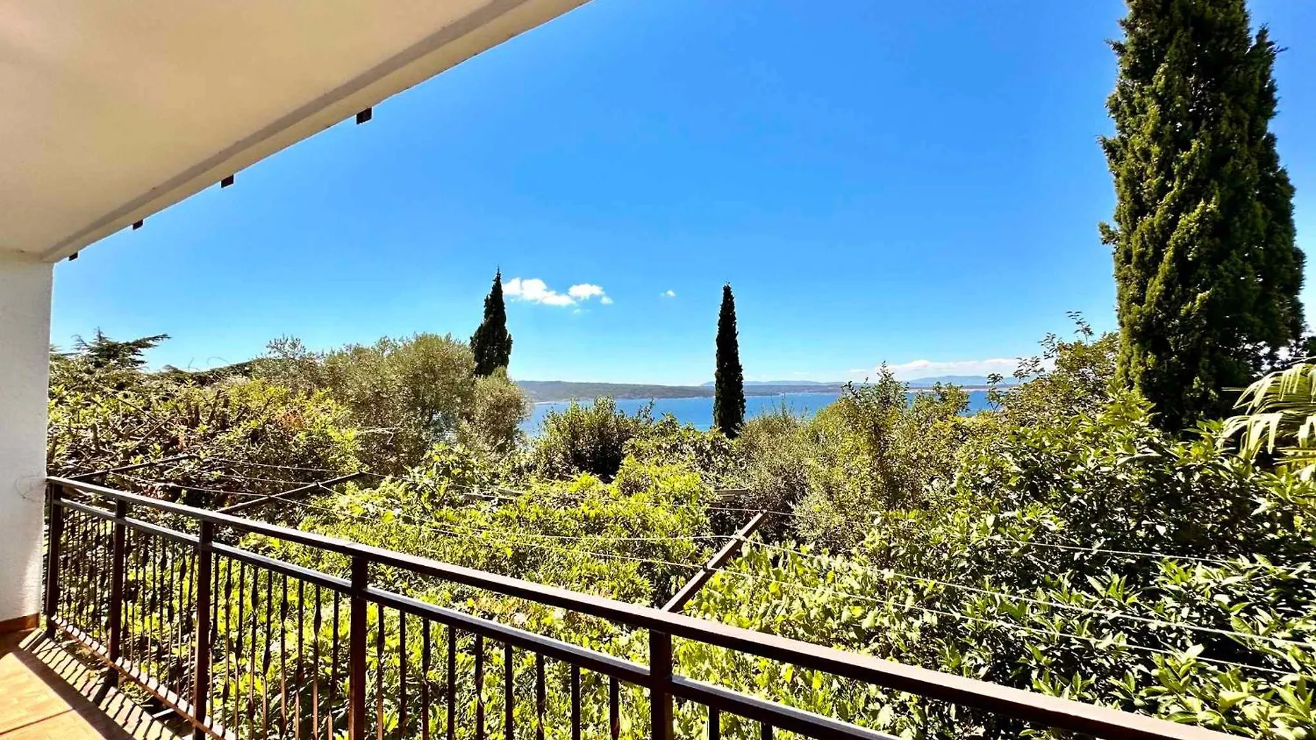 Apartment In Crikvenica 44151