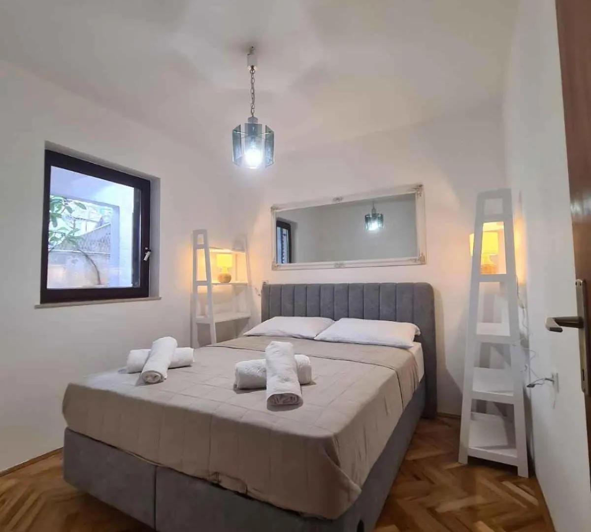 Apartment In Crikvenica 44151